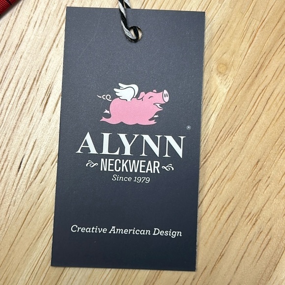 NWT SHEET MUSIC Red 100% Silk Tie By Alynn Neckwear - Picture 5 of 9